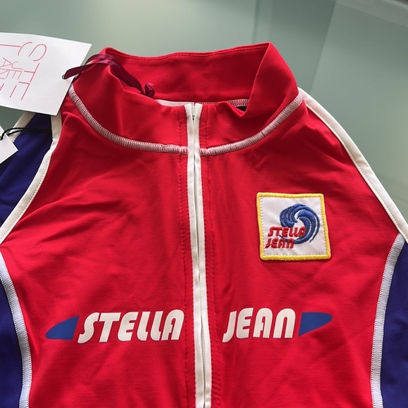 Woman’s Stella Jene activewear top red blue size 42 - Picture 2 of 6